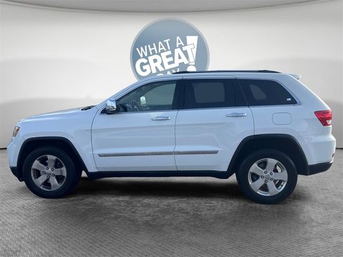 Used 2013 Jeep Grand Cherokee Limited w/ Luxury Group II image 7