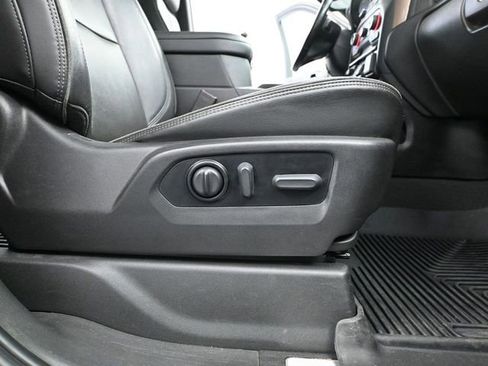 Used 2022 Chevrolet Silverado 2500 High Country w/ Z71 Off-Road Package image 52