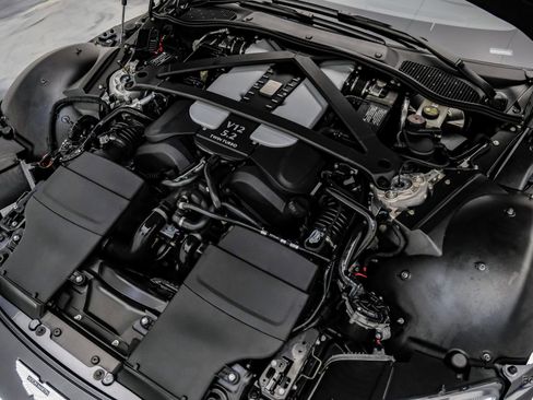 Used 2023 Aston Martin V12 Vantage RWD image 93