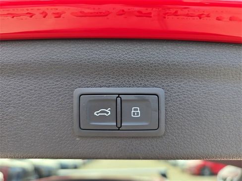 Used 2022 Audi Q3 2.0T Premium Plus w/ Premium Plus Package image 16