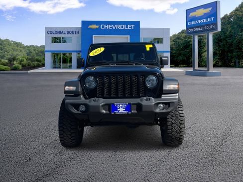 Used 2021 Jeep Gladiator Sport w/ Trailer Tow Package image 9