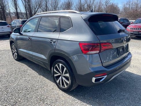 Used 2022 Volkswagen Taos SE AWD/4WD image 7