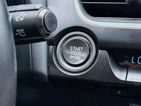 Used 2019 Lexus UX 200 w/ Premium Package FWD image 35