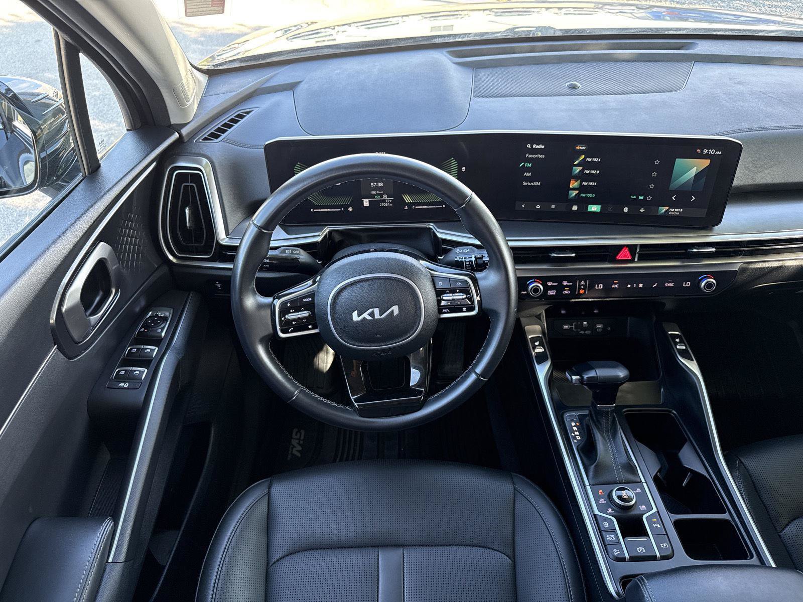 Used 2025 Kia Sorento S w/ Panoramic Sunroof Package AWD/4WD image 13