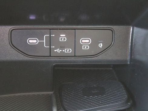 Certified 2024 Kia Sorento S w/ Panoramic Sunroof Package FWD image 40