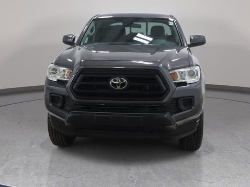 Used 2022 Toyota Tacoma SR w/ SR Convenience Package image 2