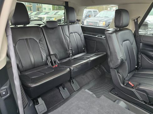Used 2019 Ford Expedition Platinum image 33