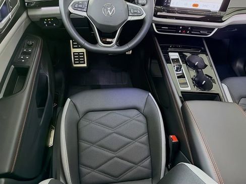 New 2026 Volkswagen Atlas Peak Edition AWD/4WD image 25