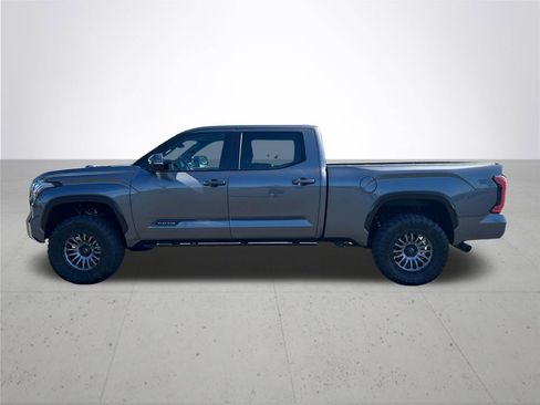 Used 2023 Toyota Tundra Platinum AWD/4WD image 10