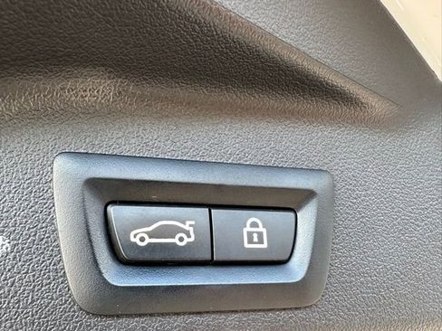 Used 2023 BMW X5 xDrive40i image 11