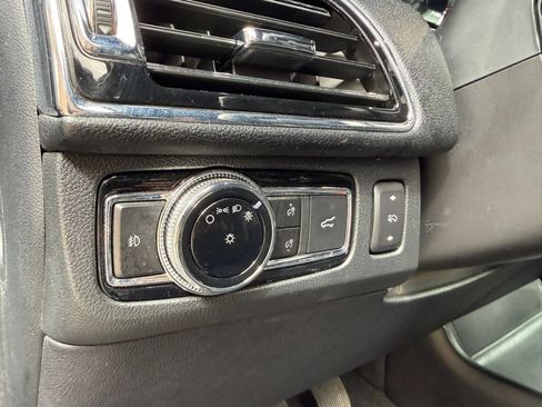 Used 2018 Lincoln Navigator L Reserve image 42