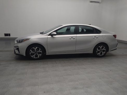 Used 2021 Kia Forte LXS FWD image 2