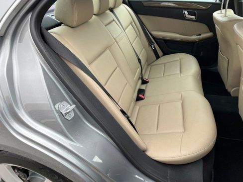 Used 2011 Mercedes-Benz E 350 Sedan image 16
