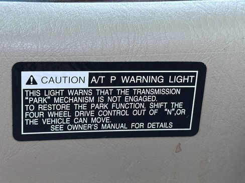 Used 2004 Toyota Land Cruiser image 51