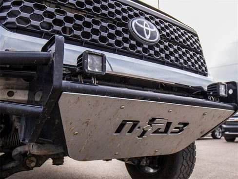 Used 2020 Toyota Tundra SR5 w/ TRD Off-Road Package image 11