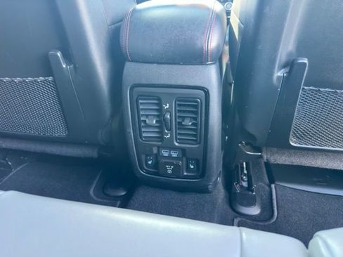 Used 2023 Dodge Durango R/T AWD/4WD image 15