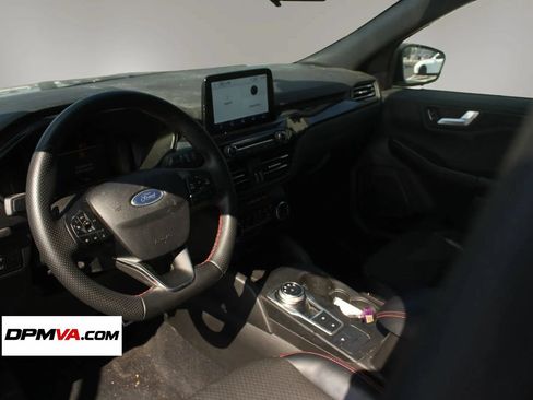 Used 2023 Ford Escape ST-Line w/ Equipment Group 301A FWD image 13