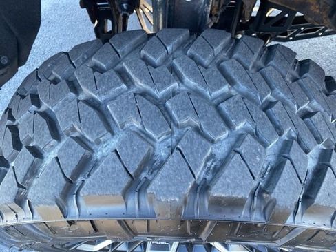 Used 2020 GMC Sierra 1500 SLT w/ SLT Premium Plus Package image 54