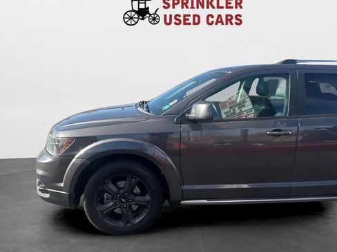 Used 2019 Dodge Journey Crossroad image 16