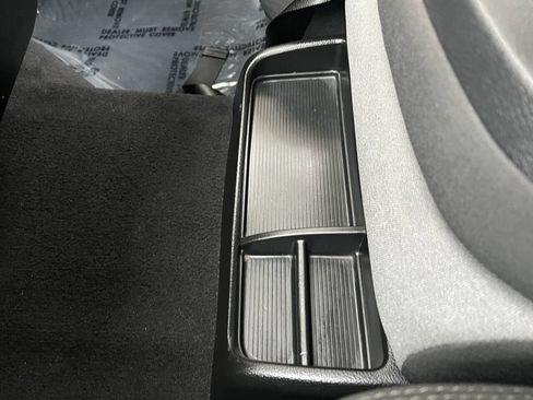 Used 2021 RAM 3500 Big Horn image 23