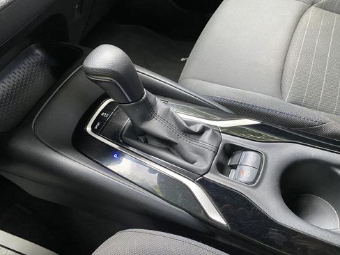 Used 2021 Toyota Corolla SE FWD image 25