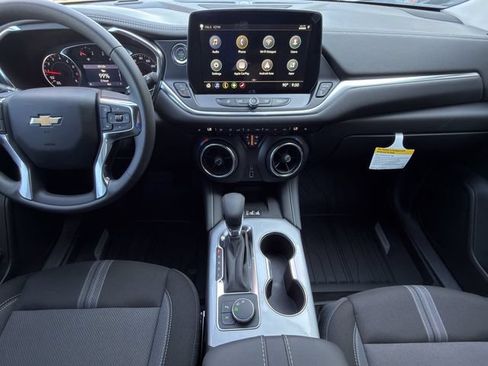 New 2026 Chevrolet Blazer LT w/ Convenience Package FWD image 13