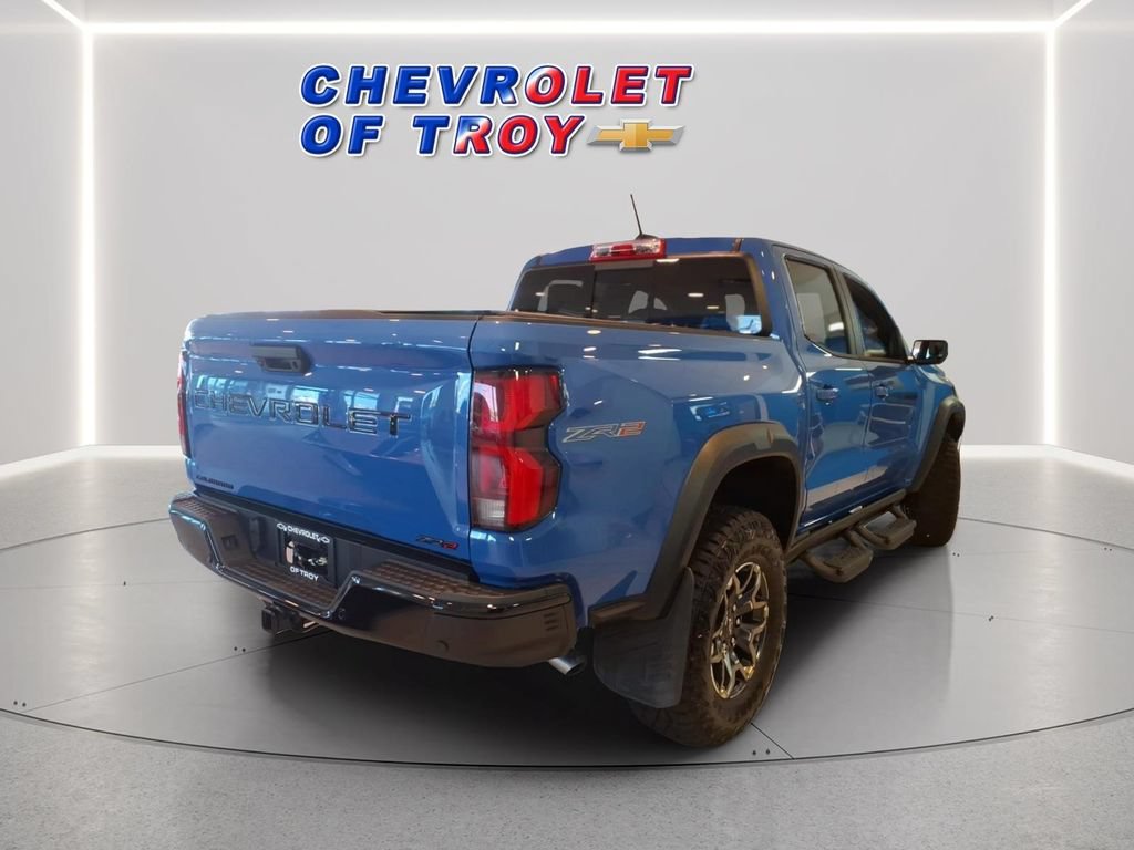 New 2026 Chevrolet Colorado ZR2 w/ Off-Road Front Bumper Package AWD/4WD image 10