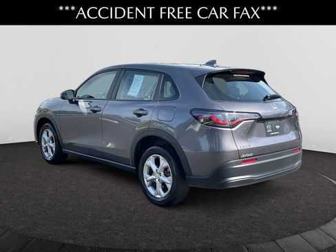Used 2023 Honda HR-V LX image 2