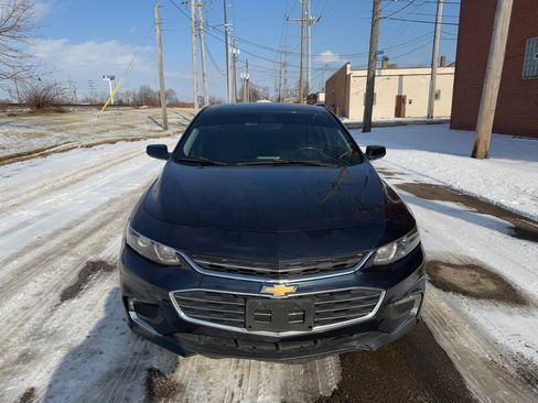 Used 2017 Chevrolet Malibu LT image 8