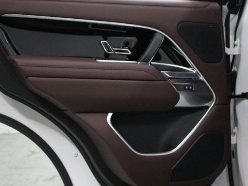 Used 2023 Land Rover Range Rover SE image 30