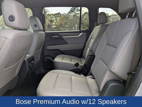 Used 2024 GMC Acadia Elevation w/ Black Edition image 16