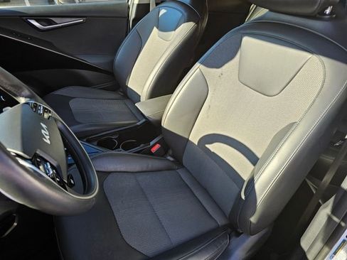 Certified 2023 Kia Niro Wind w/ Wind Preserve Package image 24