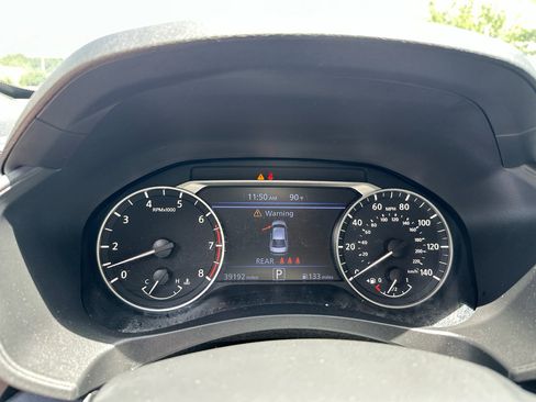 Used 2025 Nissan Altima 2.5 SV FWD image 16