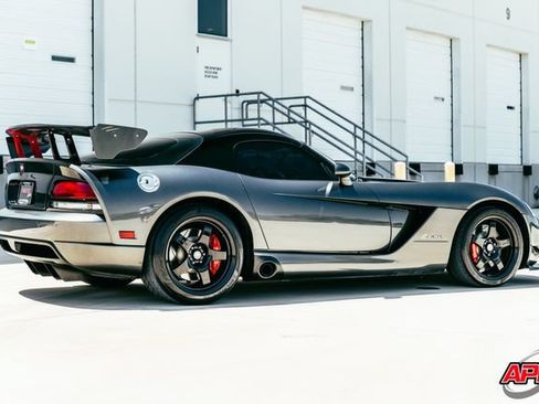 Used 2010 Dodge Viper ACR RWD image 48