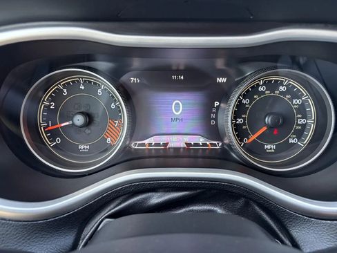 Used 2015 Jeep Cherokee Trailhawk AWD/4WD image 18