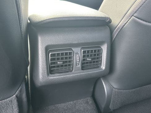 Used 2020 Toyota Camry XSE image 23