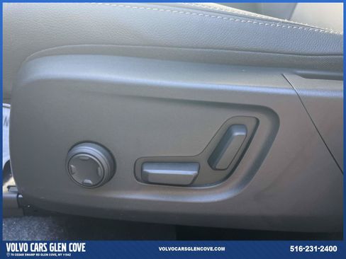 Used 2026 Volvo XC40 B5 Core w/ Protection Package Premier AWD/4WD image 19