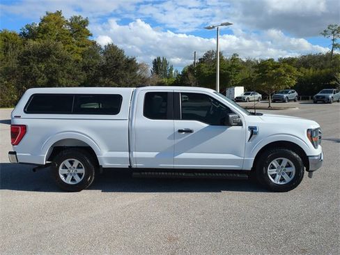 Used 2023 Ford F150 XLT image 3