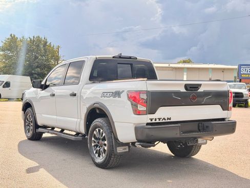 Used 2023 Nissan Titan PRO-4X w/ Pro-4x Convenience Package AWD/4WD image 12