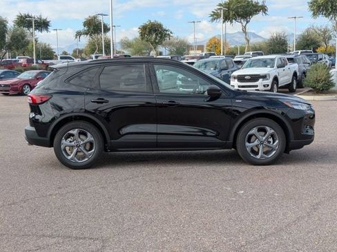 New 2026 Ford Escape ST-Line w/ Tech Pack #1 FWD image 38