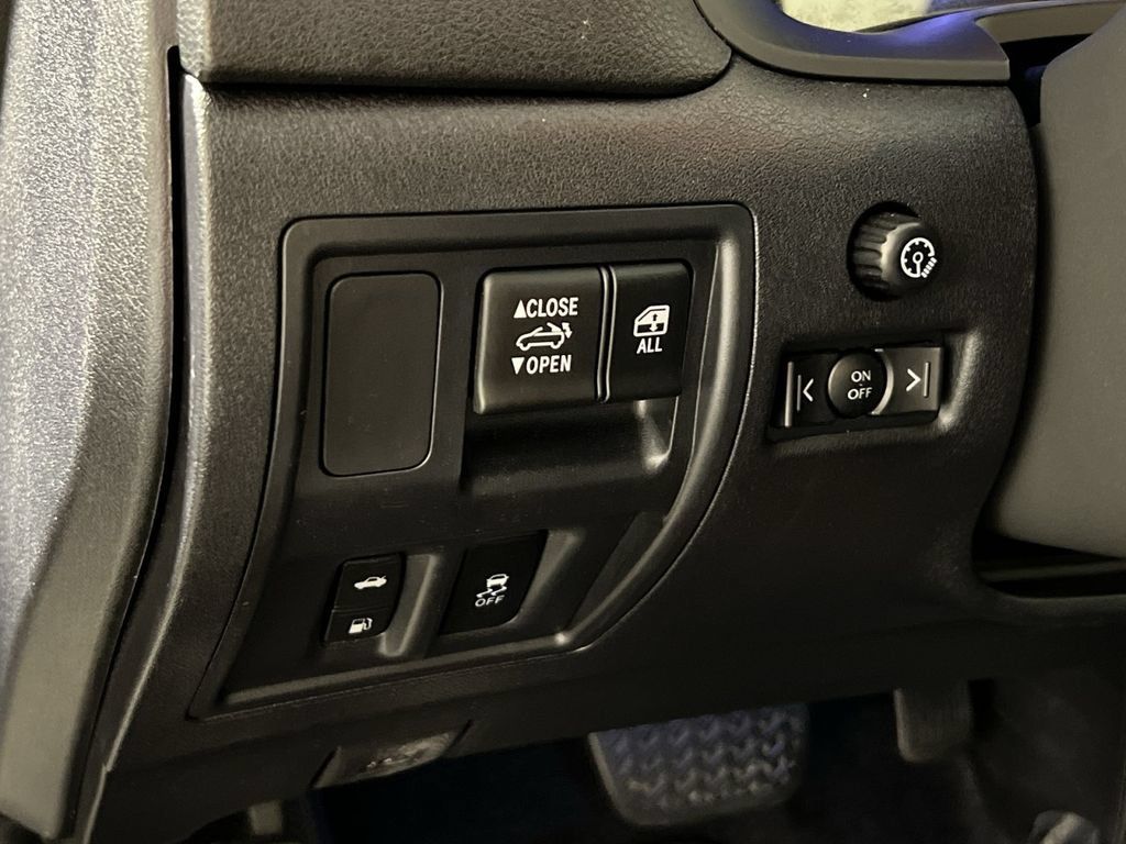 Used 2014 Lexus IS 250C w/ Navigation System Package RWD image 31