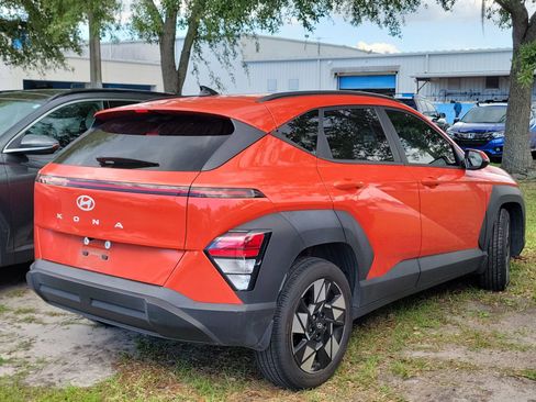 Used 2024 Hyundai Kona SEL w/ Convenience Package FWD image 6