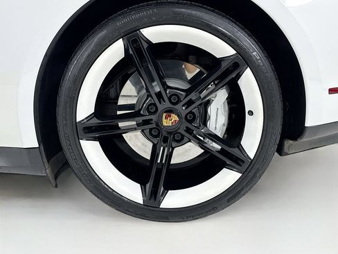 Certified 2021 Porsche Taycan 4S AWD/4WD image 34