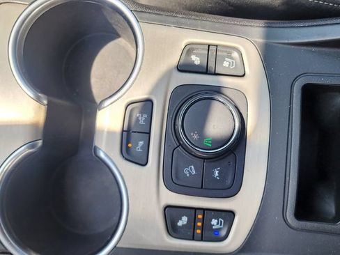 Used 2019 GMC Terrain Denali w/ Advanced Safety Package FWD image 38