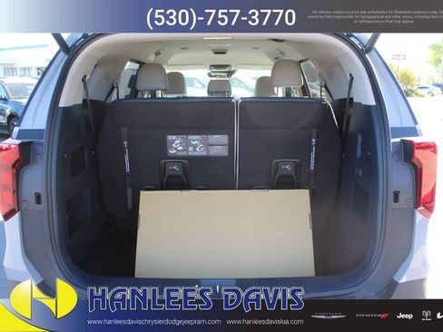 New 2026 Kia Carnival EX image 10