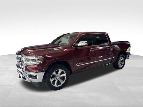 Used 2022 RAM 1500 Limited AWD/4WD image 2