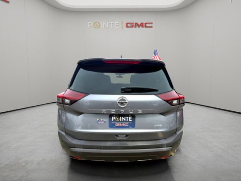 Used 2021 Nissan Rogue S image 6