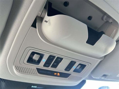 New 2026 Ford Explorer Platinum w/ LUX Leather Package image 16