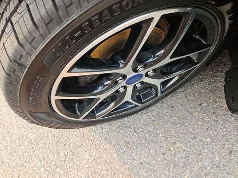 Used 2015 Ford Focus SE w/ SE Sport Package FWD image 10