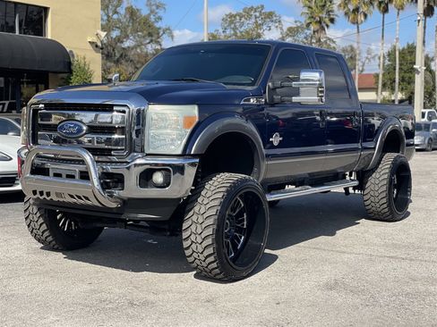 Used 2011 Ford F250 Lariat w/ Lariat Interior Pkg image 19